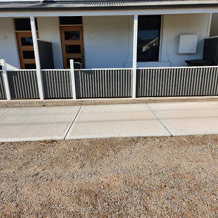 City Villa 39 Blende St Broken Hill Nsw 2880 Dış mekan fotoğraf